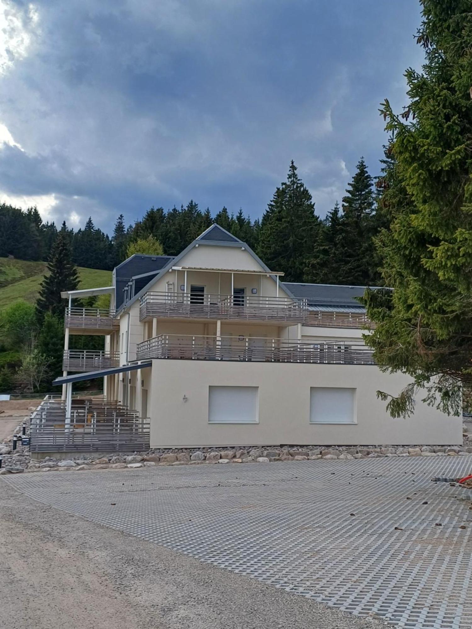 Agreable 3 Pieces Au Lac Blanc Orbey Luaran gambar